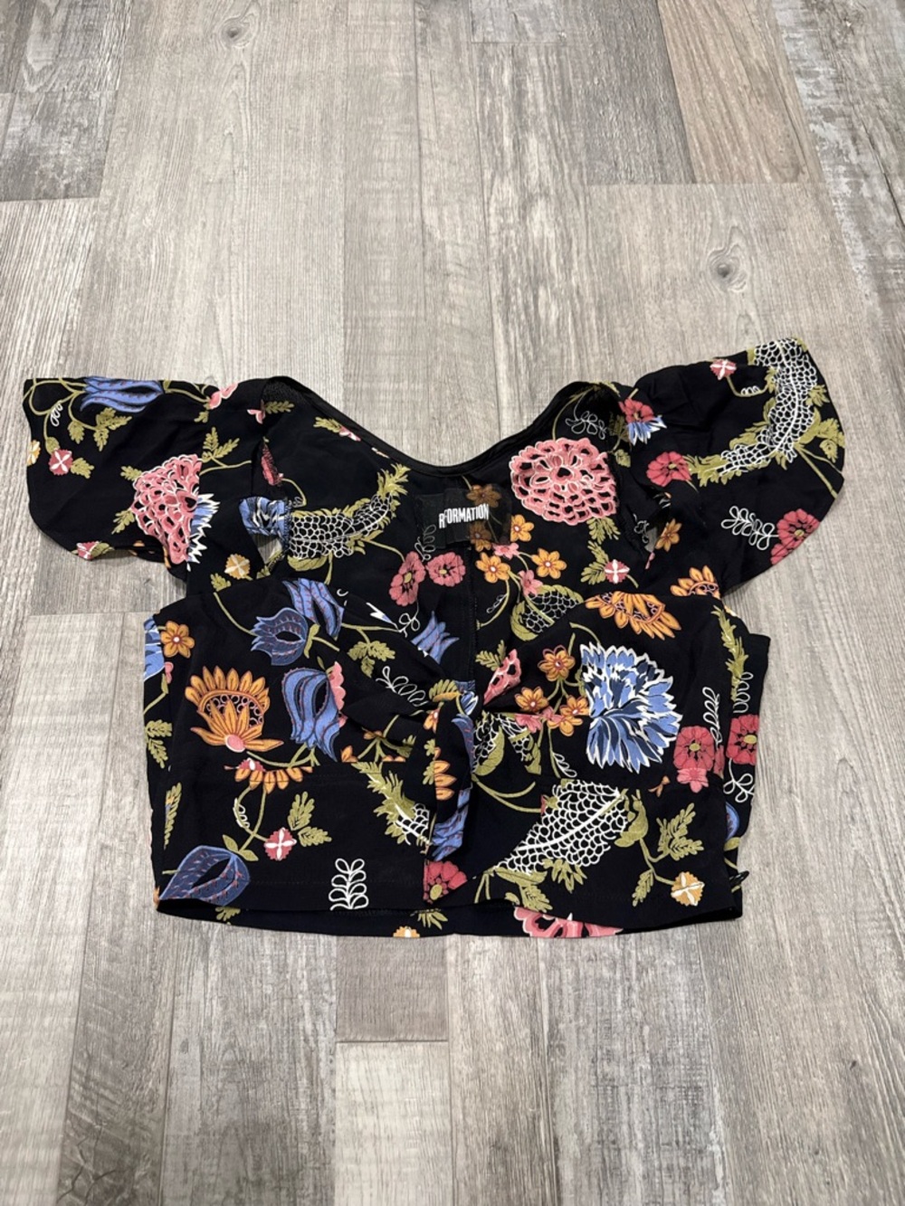 Reformation Floral Tie-Front Crop Top in Black - 0 - Picture 5 of 7